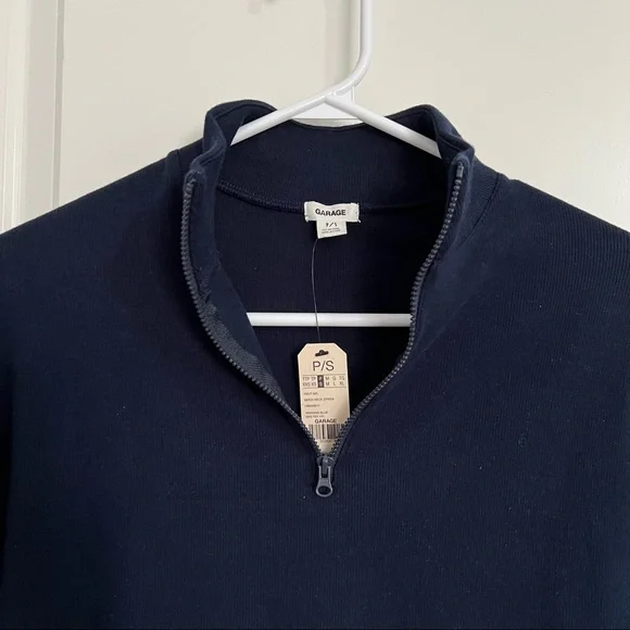 *NWT* GARAGE HALF ZIP - DARK BLUE SIZE SMALL - Picture 3 of 5